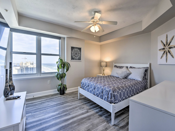 Three Bedroom Luxury Rental Beach Views The Best!