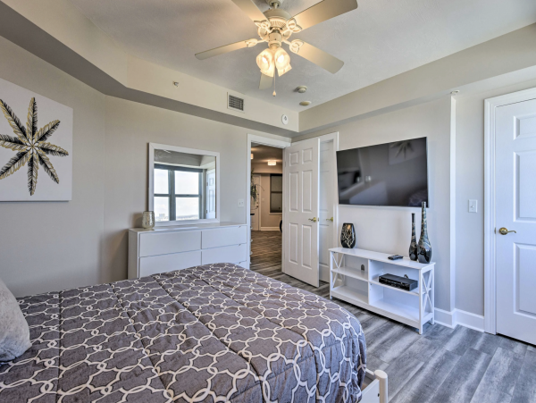 Three Bedroom Luxury Rental Beach Views The Best!
