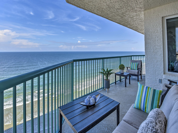 Three Bedroom Luxury Rental Beach Views The Best!