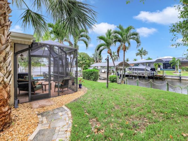Cape Coral Vacation Pool Home Three Bedroom