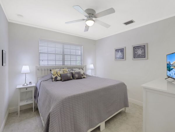 Cape Coral Vacation Pool Home Three Bedroom