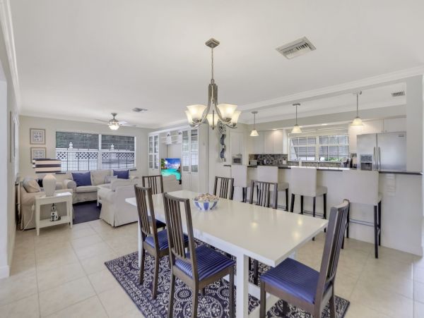 Cape Coral Vacation Pool Home Three Bedroom