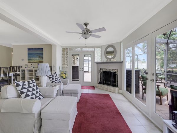 Cape Coral Vacation Pool Home Three Bedroom