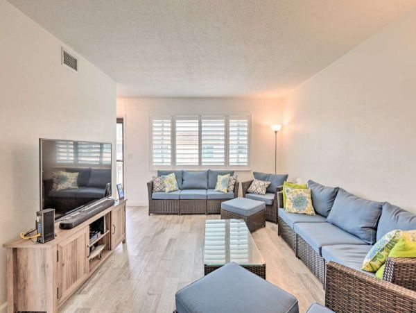 Ponce Inlet Vacation Condo Two Bedroom Walk to Beach