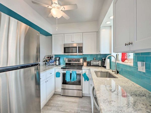 Ponce Inlet Vacation Condo Two Bedroom Walk to Beach