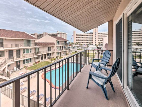 Ponce Inlet Vacation Condo Two Bedroom Walk to Beach
