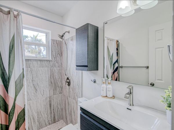 Charming 3 Bedroom Home with Game Room