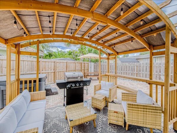 Charming 3 Bedroom Home with Game Room