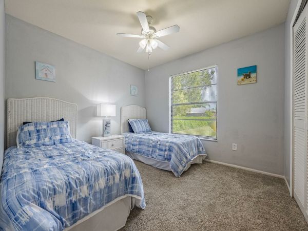 Cape Coral 3 Bedroom Vacation Home Pool & Spa