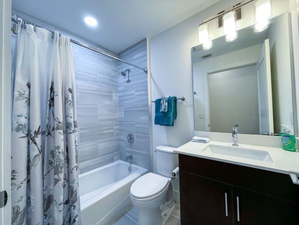 Sarasota 2 Bedroom Condo Sleeps 4 Guests
