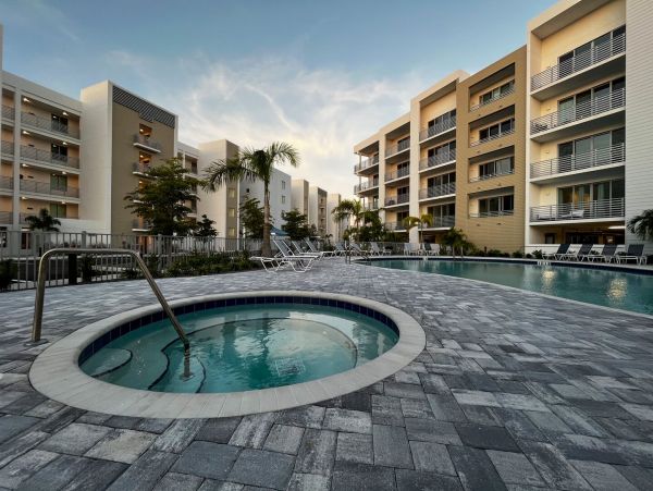 Sarasota 2 Bedroom Condo Sleeps 4 Guests