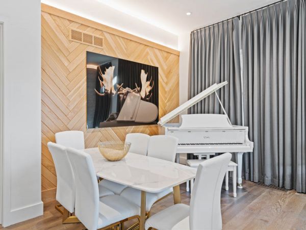 Luxury 3 Bedroom Townhome with Grill & Views