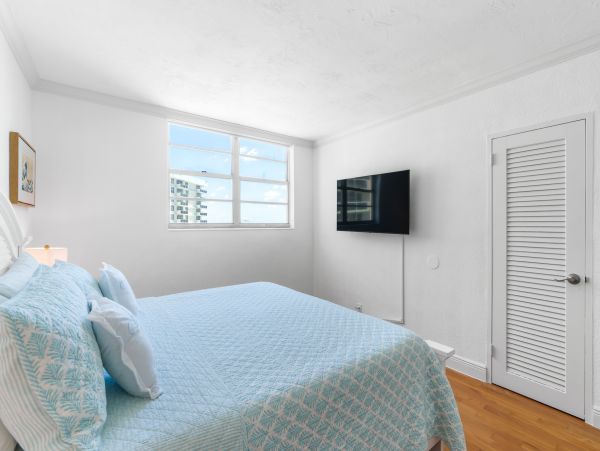 Ocean Views Hollywood Vacation Condo Two Bedroom