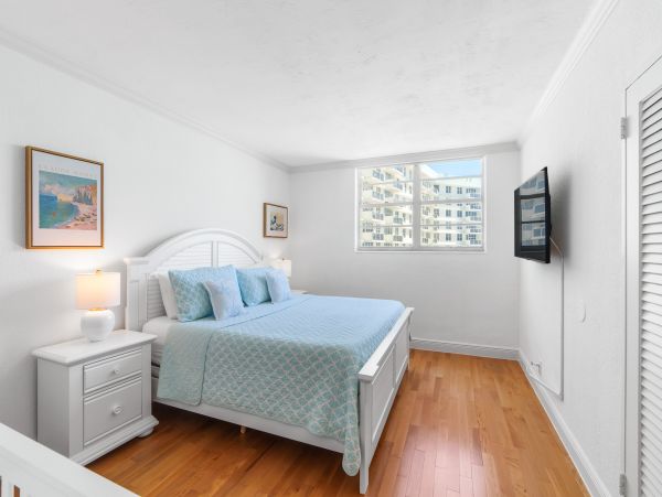 Ocean Views Hollywood Vacation Condo Two Bedroom