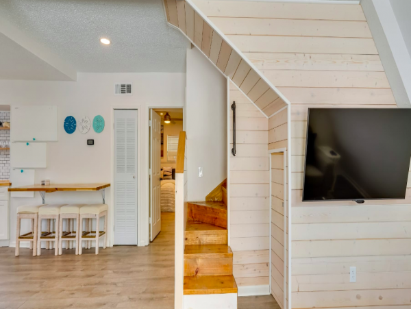 3 bedroom Family Home near beach