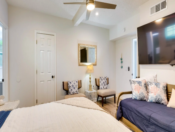 3 bedroom Family Home near beach