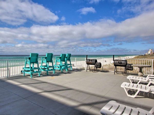 Panama City Studio Sleeps Four Guests On Beach