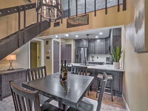 Charming Two Bedroom Vacation Townhome in Fort Myers