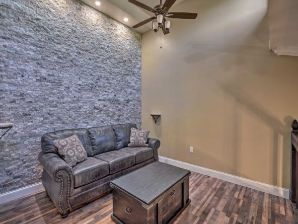 Charming Two Bedroom Vacation Townhome in Fort Myers