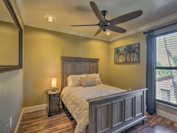 Charming Two Bedroom Vacation Townhome in Fort Myers