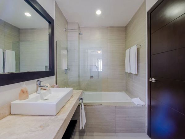 Oceanfront Luxury Vacation Villa in Tulum 1500sq ft Pool Staff
