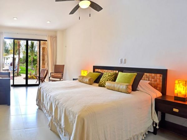 Oceanfront Luxury Vacation Villa in Tulum 1500sq ft Pool Staff