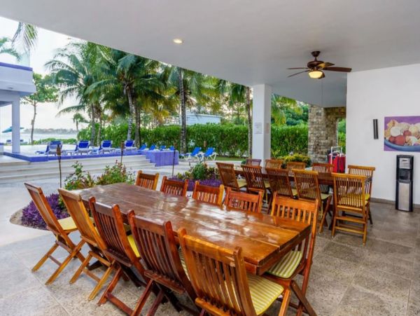 Oceanfront Luxury Vacation Villa in Tulum 1500sq ft Pool Staff