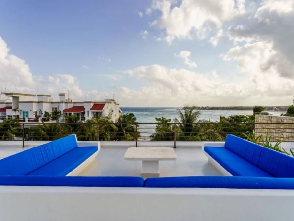 Oceanfront Luxury Vacation Villa in Tulum 1500sq ft Pool Staff