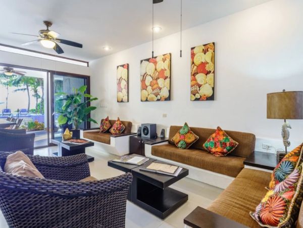 Oceanfront Luxury Vacation Villa in Tulum 1500sq ft Pool Staff
