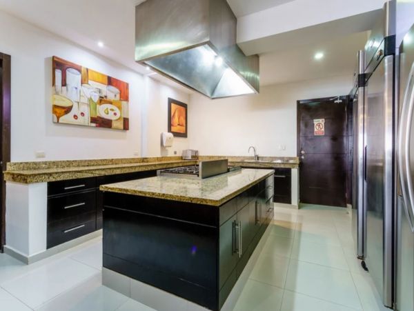 Oceanfront Luxury Vacation Villa in Tulum 1500sq ft Pool Staff