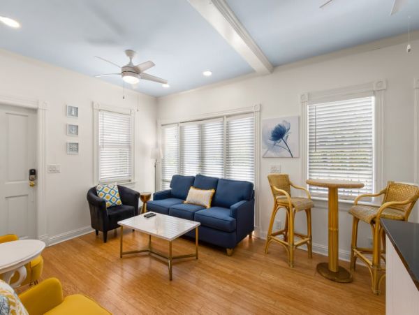 Key West Vacation Rental Two Bedroom Walk to Beach