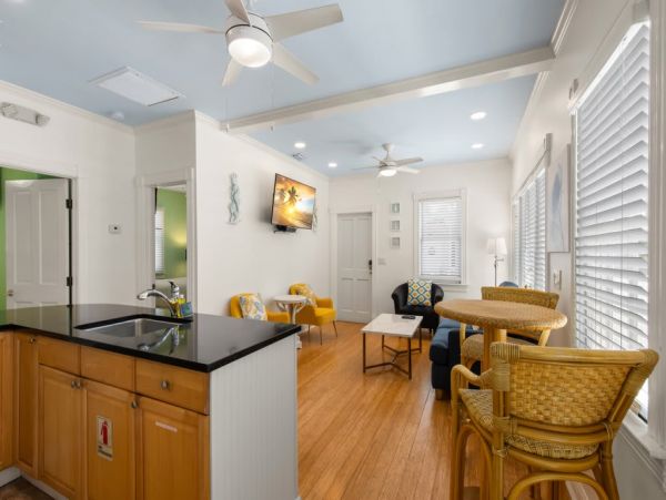 Key West Vacation Rental Two Bedroom Walk to Beach