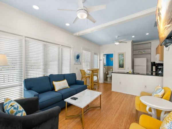 Key West Vacation Rental Two Bedroom Walk to Beach