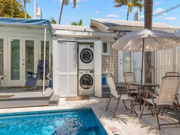 Key West Vacation Rental Two Bedroom Walk to Beach