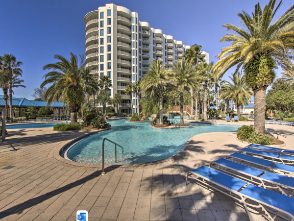 Charming Destin Vacation Rental Sleeps Six