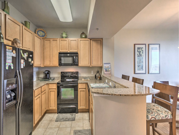 Charming Destin Vacation Rental Sleeps Six