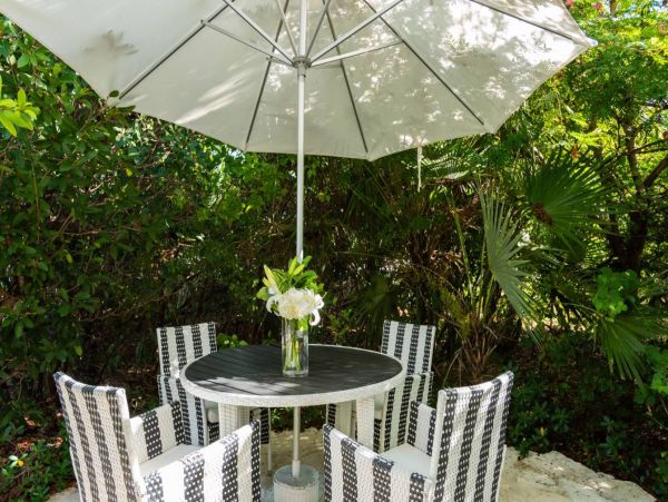 Turks & Caicos Luxury Vacation Main Villa Plus Guest House