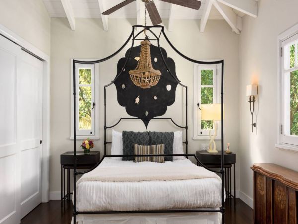 Turks & Caicos Luxury Vacation Main Villa Plus Guest House