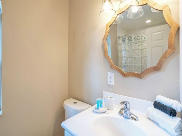 Osprey Gorgeous Vacation Rental with Pool & Water Views