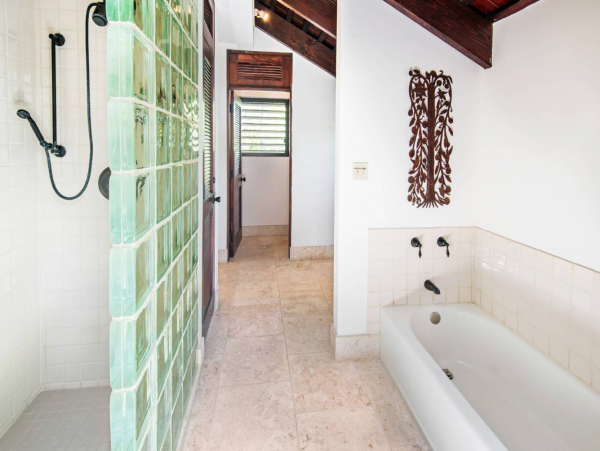 Oceanfront Turks and Caicos Vacation Home Four Bedroom