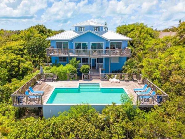 Beautifully Located 4 Bedroom Home with Pool and Amazing Water Views