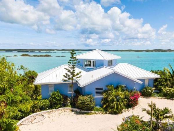 Beautifully Located 4 Bedroom Home with Pool and Amazing Water Views - additional view, photo 2