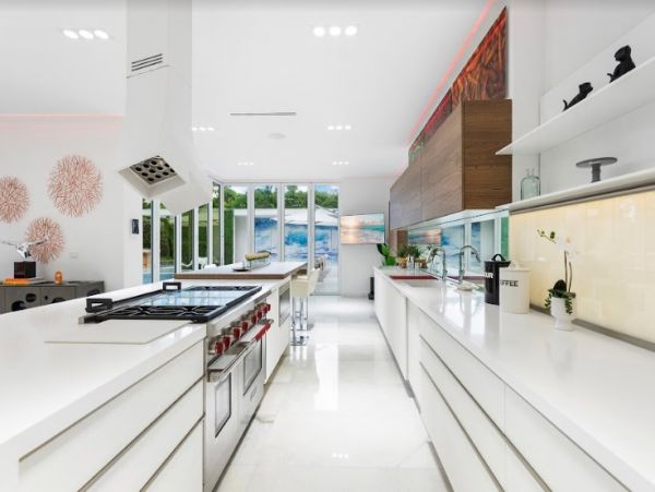 Luxury Vacation Rental in Miami Beach with Private Pool