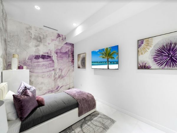 Luxury Vacation Rental in Miami Beach with Private Pool