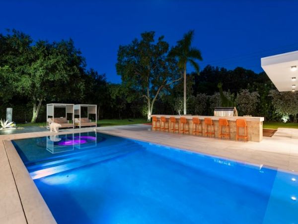 Luxury Vacation Rental in Miami Beach with Private Pool