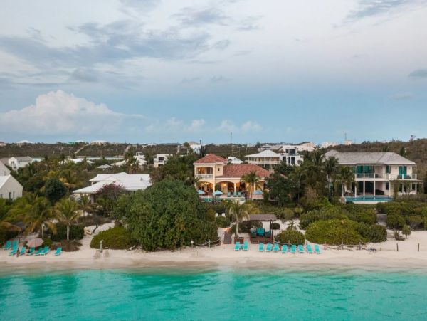 Turks & Caicos Beachfront Five Bedroom Vacation Villa