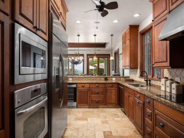 Turks & Caicos Beachfront Five Bedroom Vacation Villa