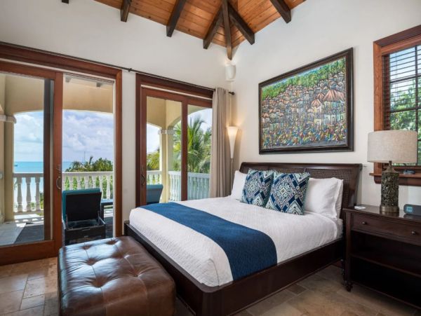 Turks & Caicos Beachfront Five Bedroom Vacation Villa