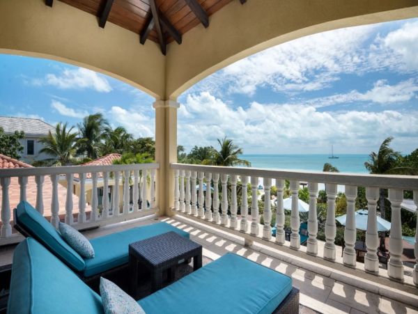 Turks & Caicos Beachfront Five Bedroom Vacation Villa