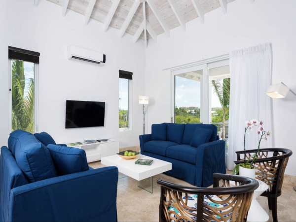 Luxury Three Level Beachfront Vacation Villa Turks & Caicos